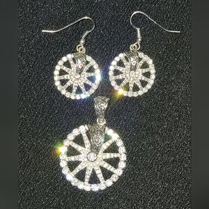 Silver Toned Rhinestone Wagon Wheel Necklace Pendant and Matching Earrings